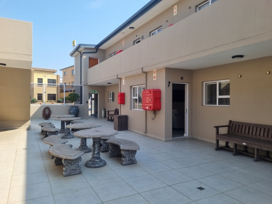 To Let 1 Bedroom Property for Rent in Voorbaai Western Cape